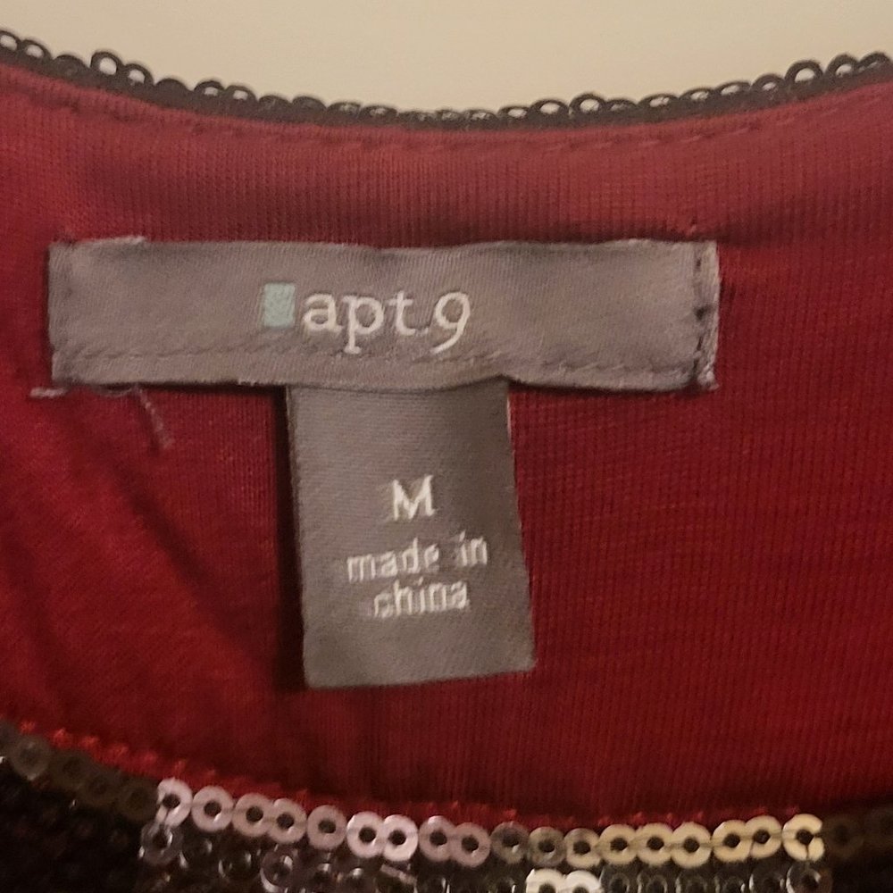 Womens Top - Picture 3 of 3